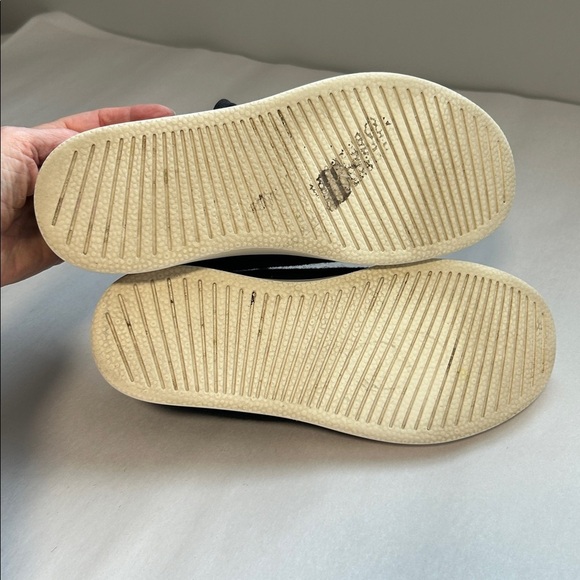 Allbirds Wool Piper Casual Sneaker - Picture 7 of 9